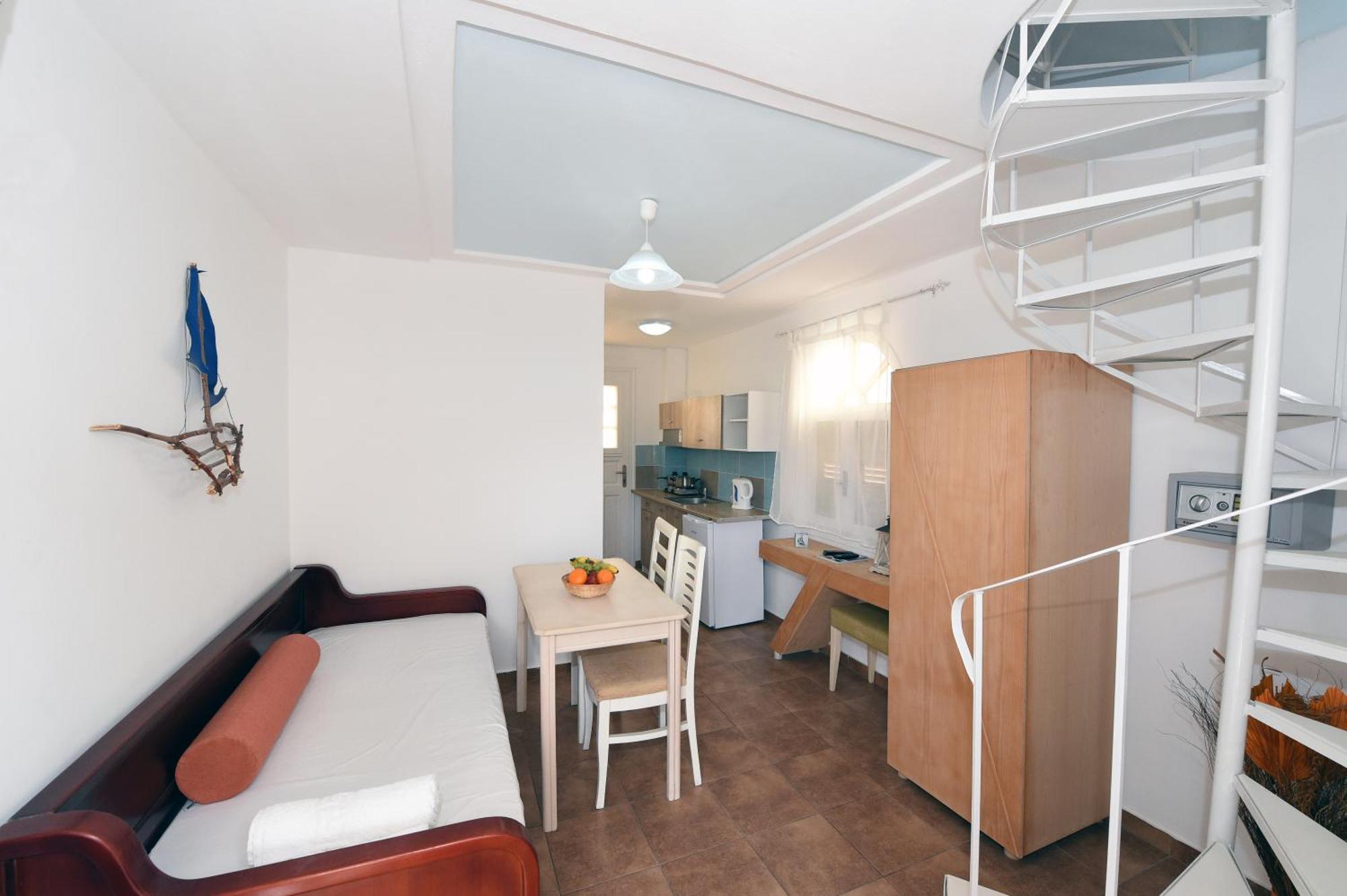 פריבולוס Leon Lux Apartments מראה חיצוני תמונה