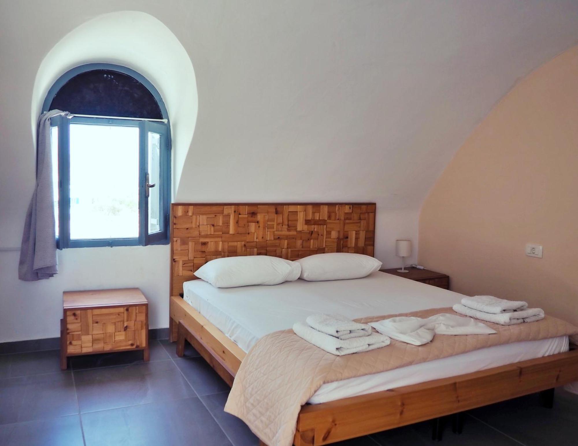 פריבולוס Leon Lux Apartments מראה חיצוני תמונה