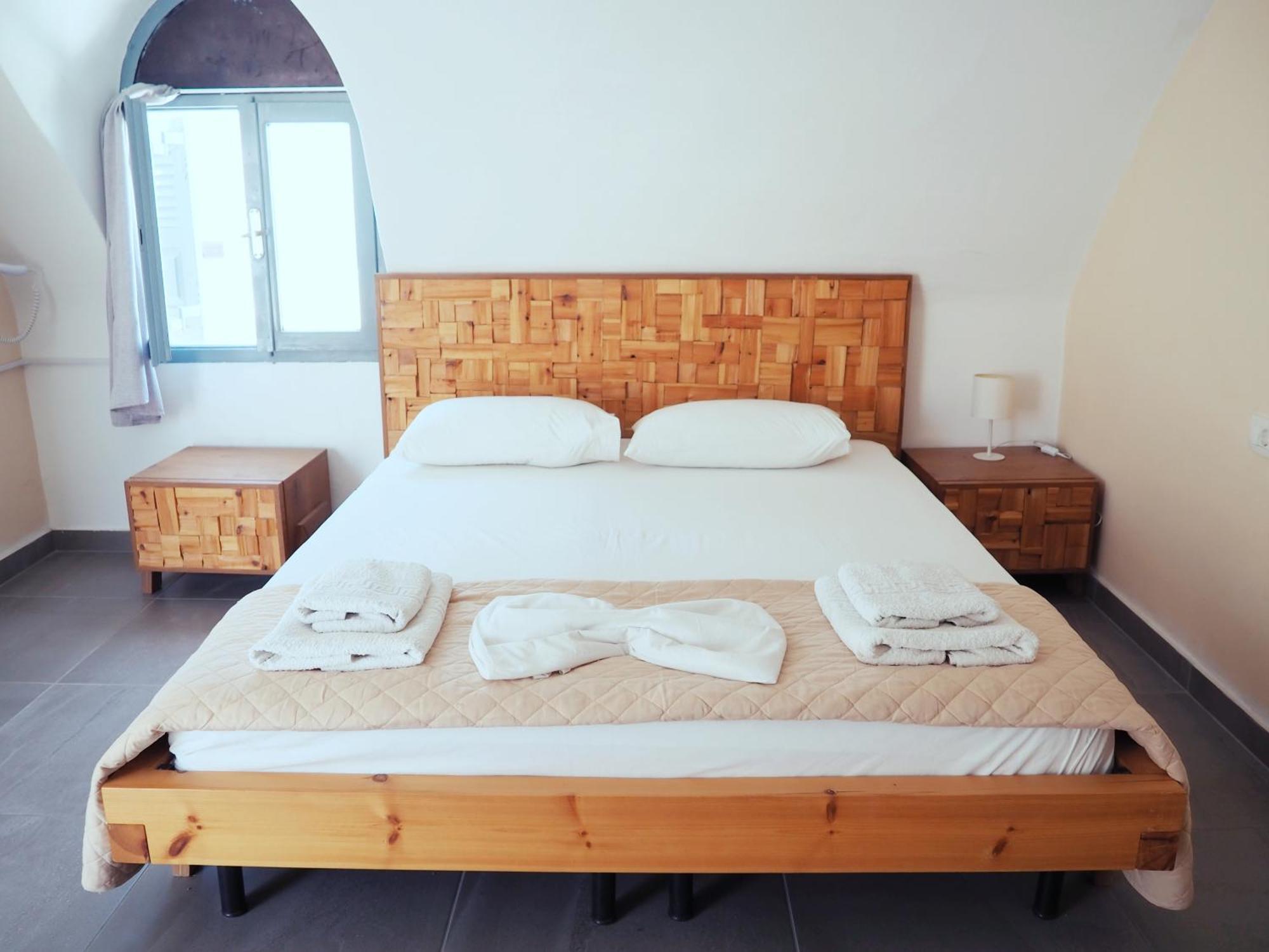 פריבולוס Leon Lux Apartments מראה חיצוני תמונה