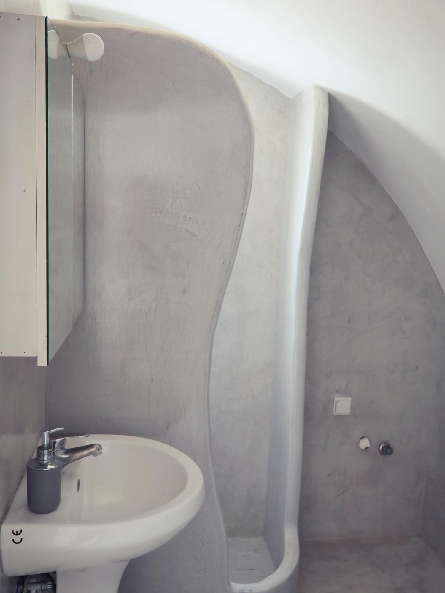 פריבולוס Leon Lux Apartments מראה חיצוני תמונה