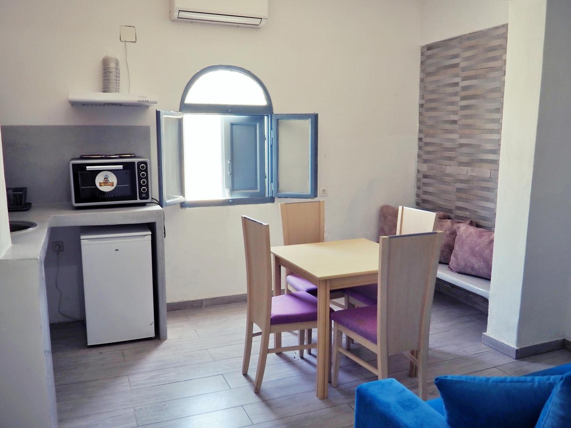 פריבולוס Leon Lux Apartments מראה חיצוני תמונה
