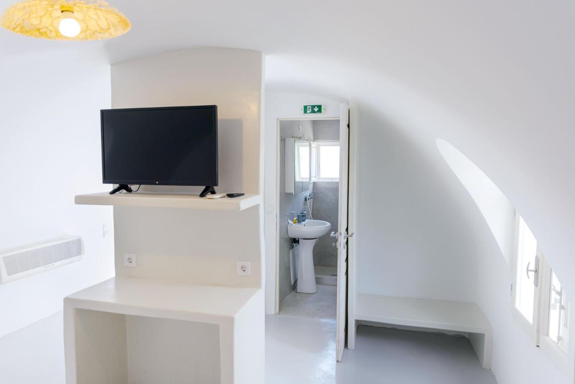 פריבולוס Leon Lux Apartments מראה חיצוני תמונה