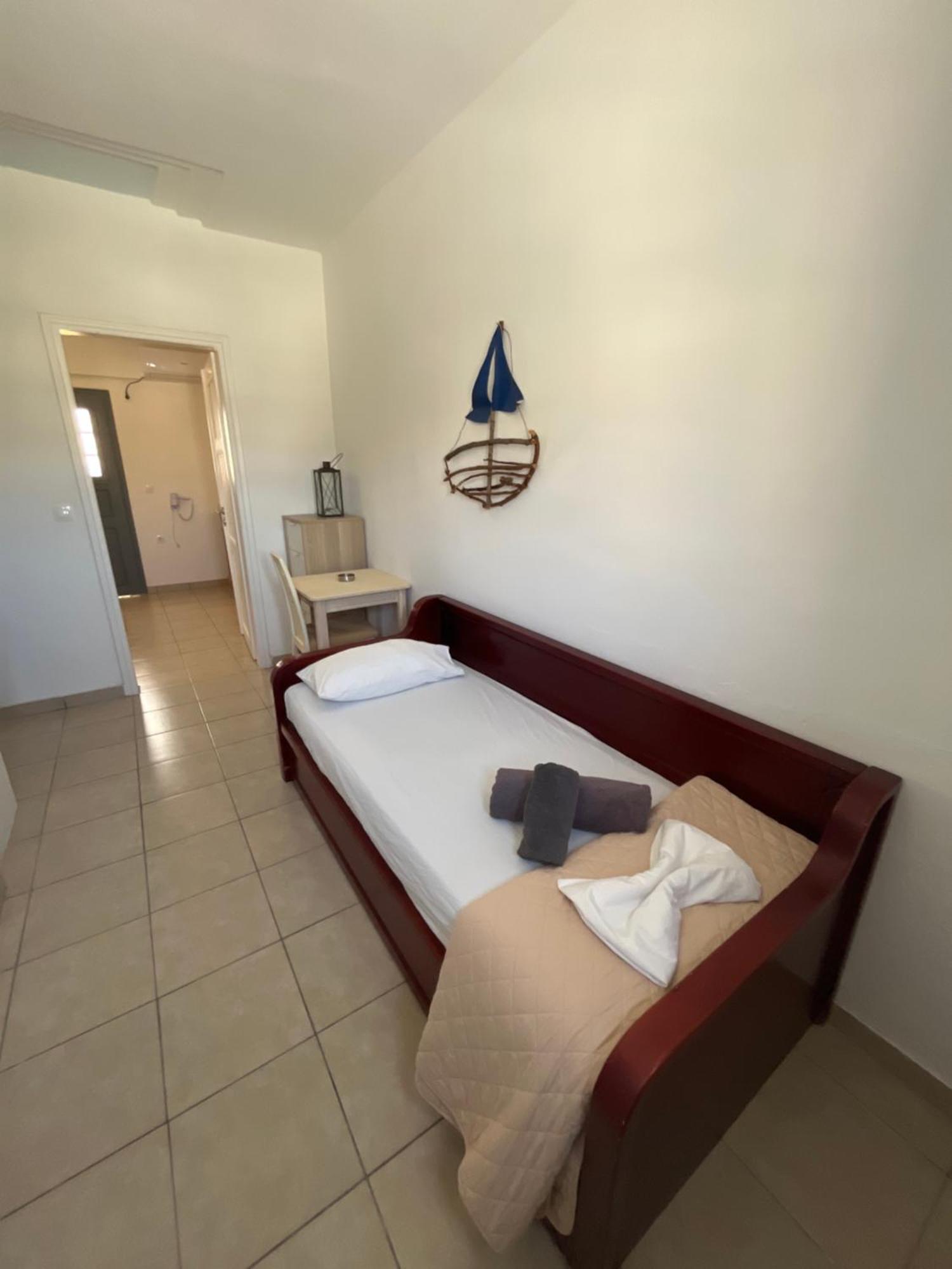 פריבולוס Leon Lux Apartments מראה חיצוני תמונה