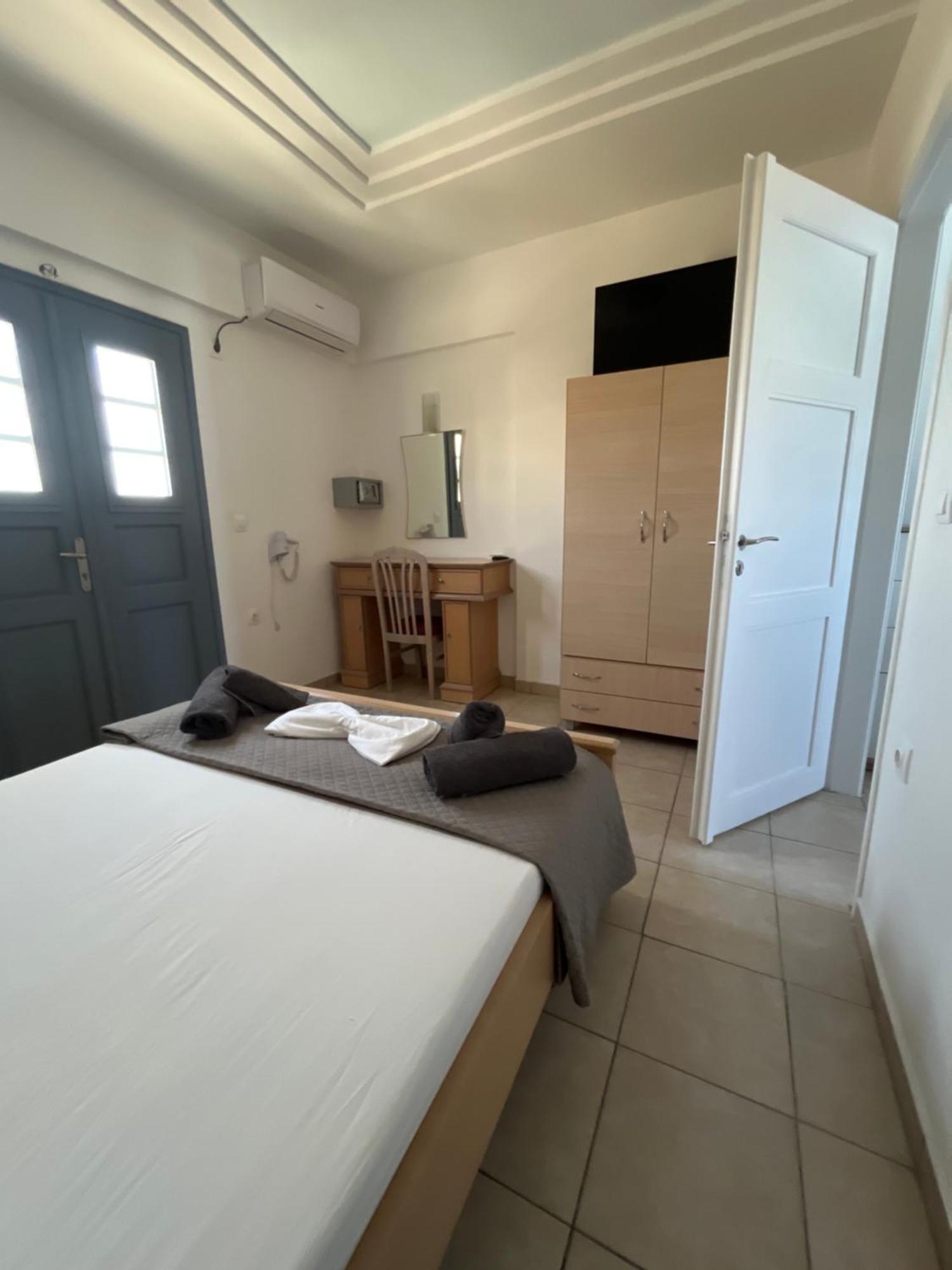 פריבולוס Leon Lux Apartments מראה חיצוני תמונה