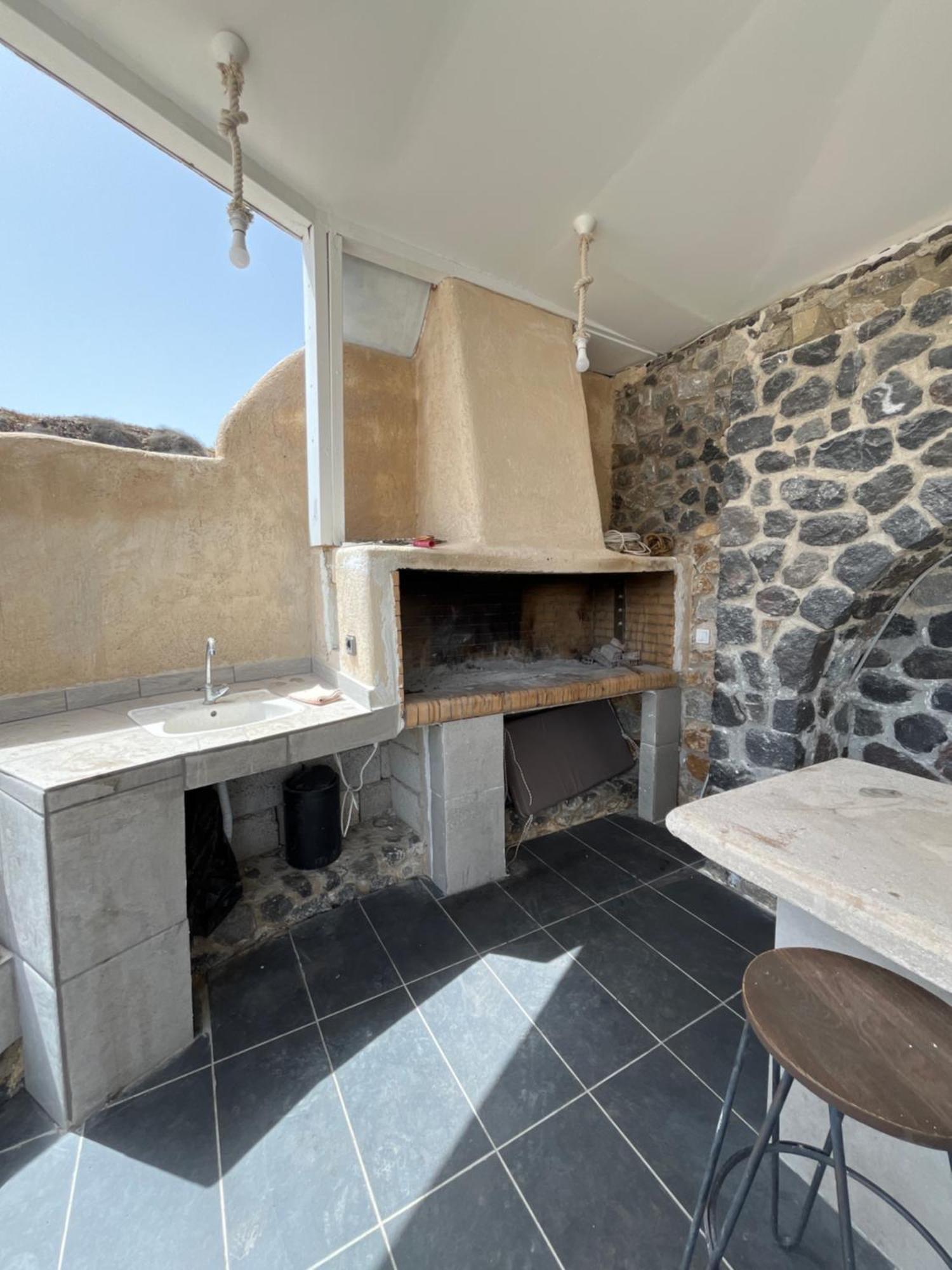 פריבולוס Leon Lux Apartments מראה חיצוני תמונה