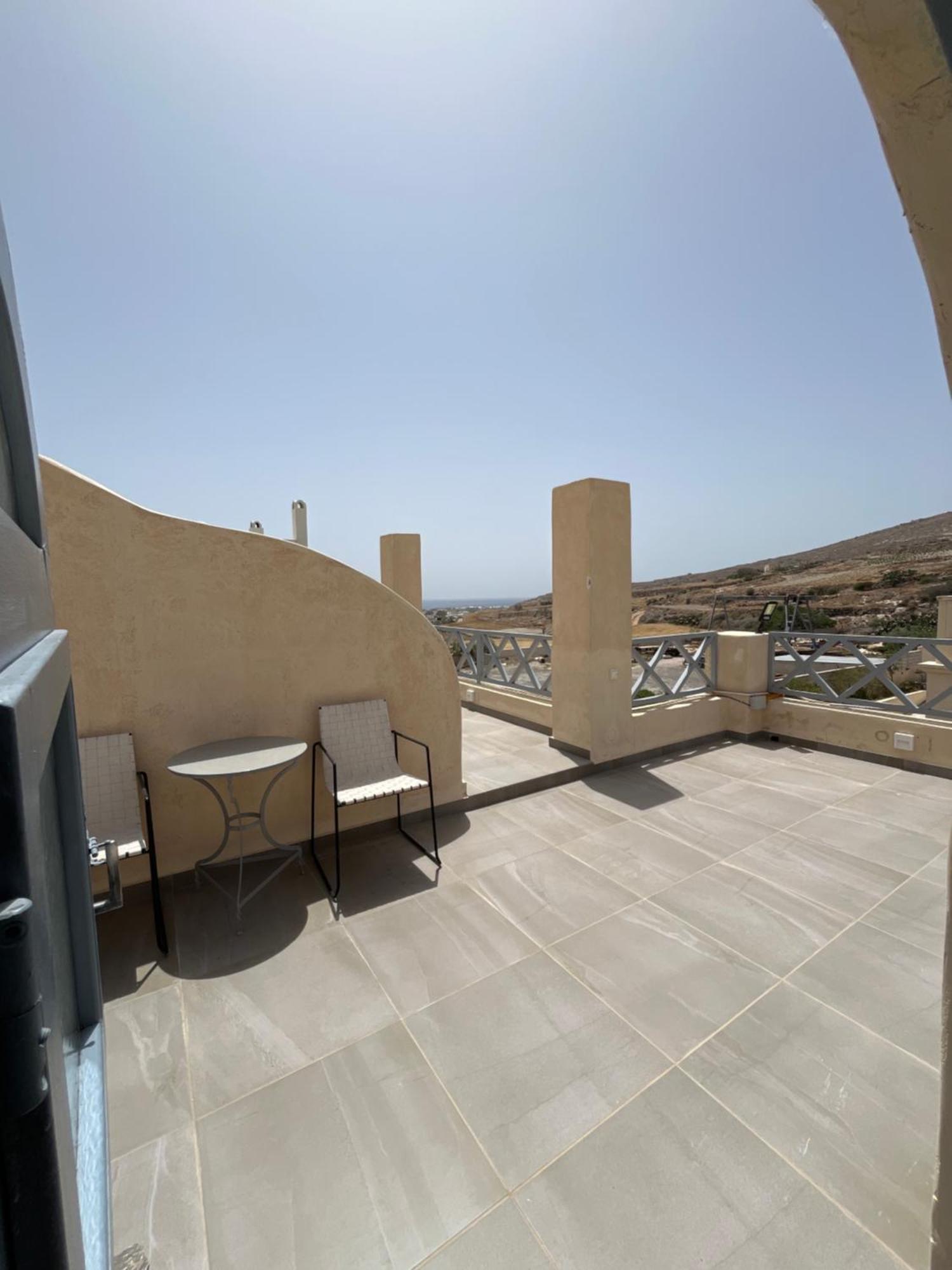 פריבולוס Leon Lux Apartments מראה חיצוני תמונה